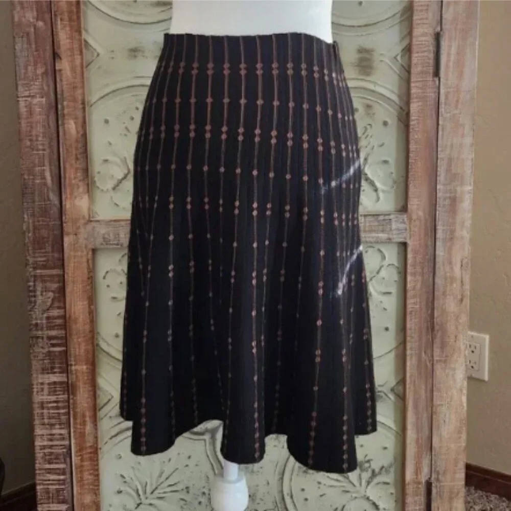 Max Studio Pleated A-line knit skirt | Medium